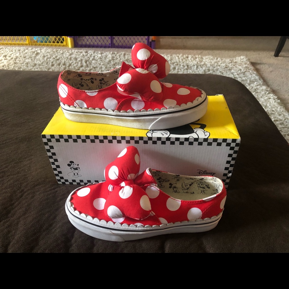Minnie Bow Vans